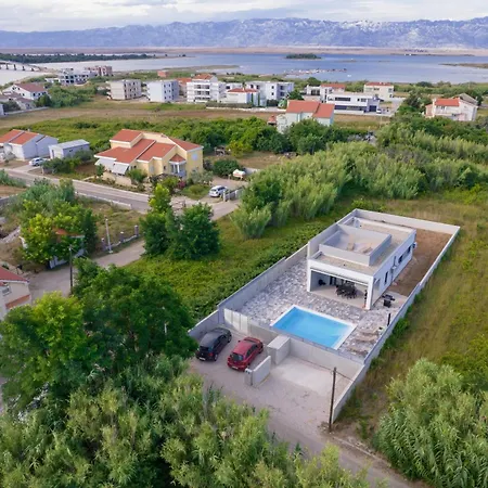 Hébergement de vacances Seaside Family Friendly House With A Swimming Pool Privlaka, Zadar - 23159 *